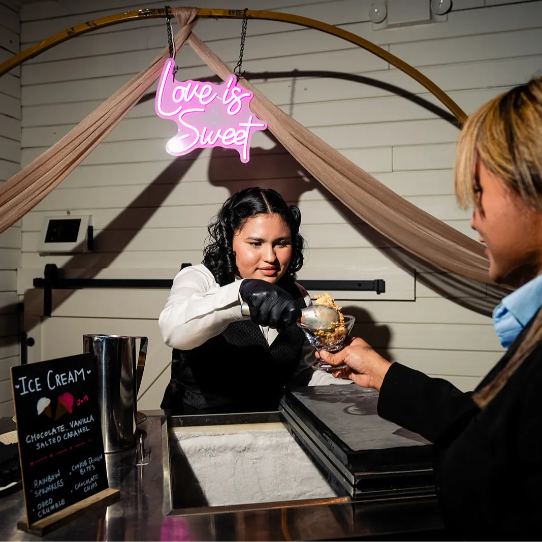 Ice cream cart at a wedding